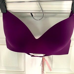Victoria’s Secret T-Shirt Bra